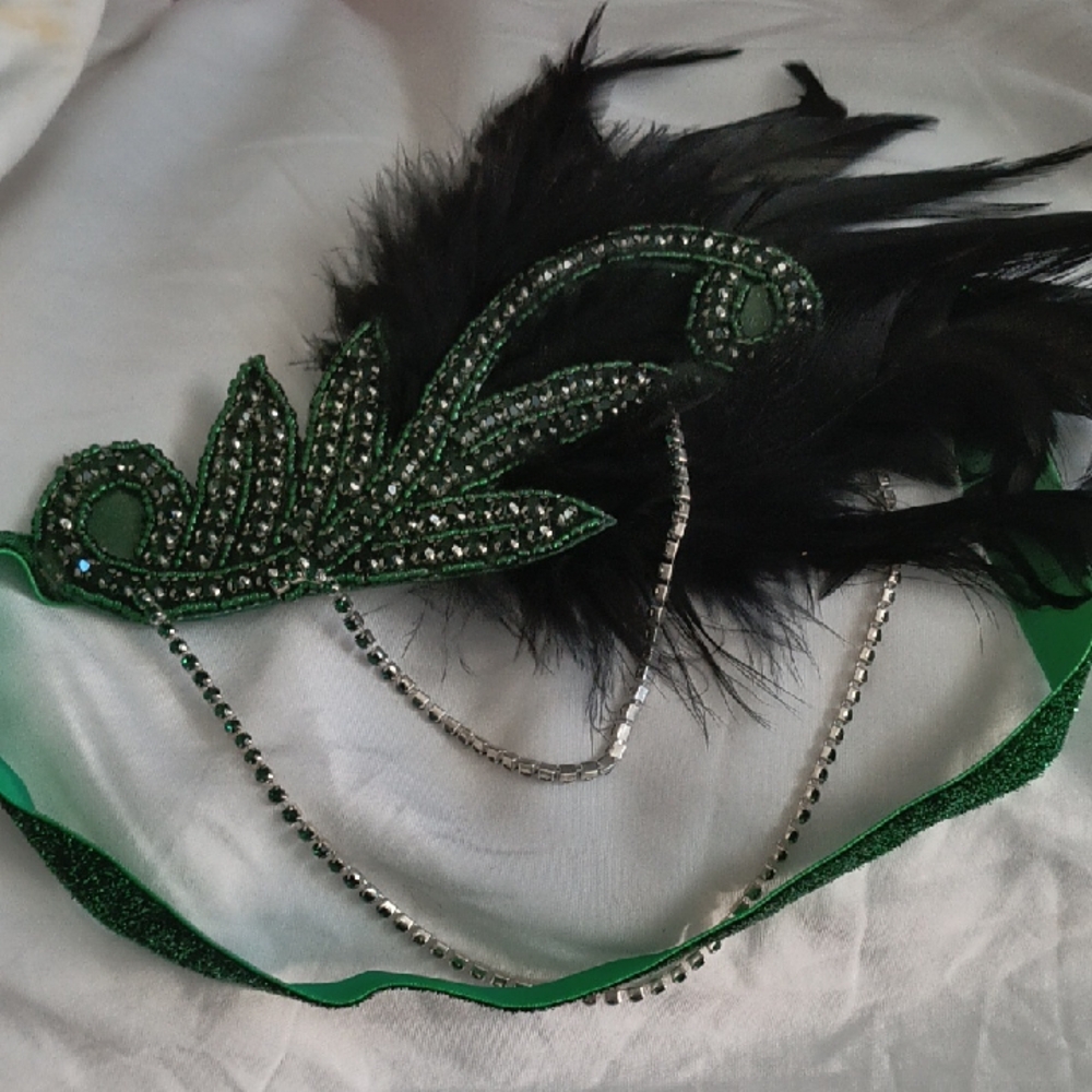 Elegant Green and Black Feathered Headband